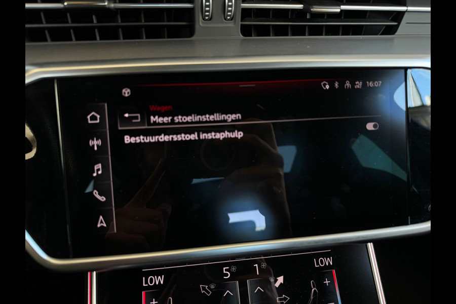 Audi RS6 Avant 4.0 TFSI quattro Pano|Ceramic|Carbon|B&O 3D