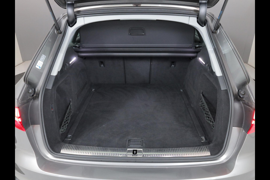 Audi A4 Avant 35 TFSI Launch edition Business 1.5TSI 150pk AUT| Navi | 17'LMvelgen |