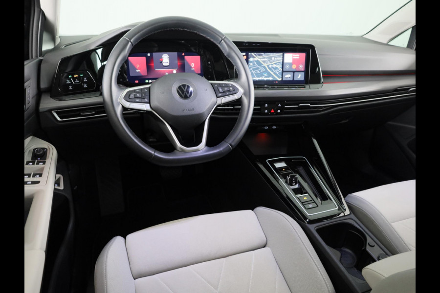 Volkswagen Golf 1.4 eHybrid Style 204 pk Automaat (DSG) | Navigatie | Parkeersensoren | Autom. airco (3 zones) | Stoelverwarming | LED koplampen |