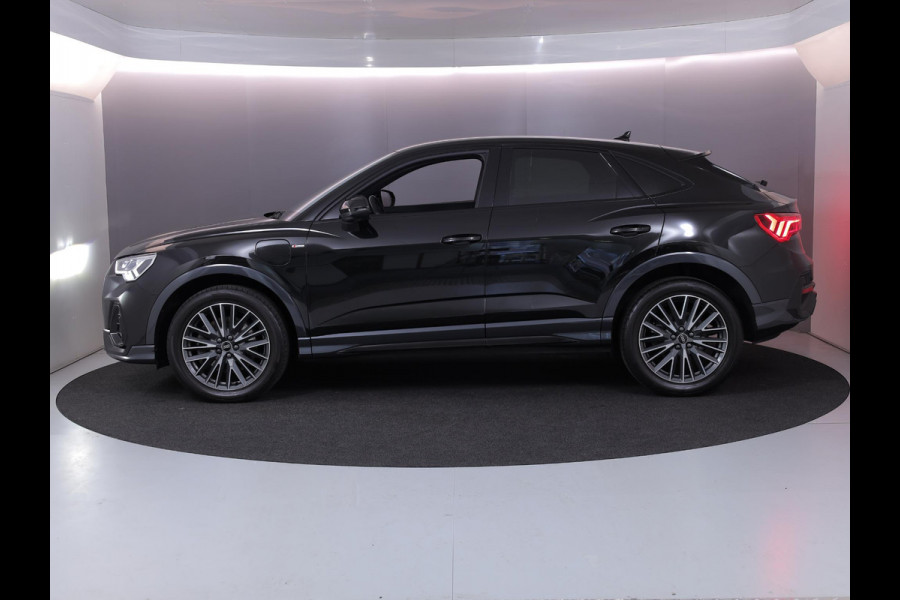 Audi Q3 Sportback 45 TFSI e S Edition 245 pk S-tronic | Navigatie | Parkeersensoren | Autom. airco | Cruise control | LED koplampen | S-Line |
