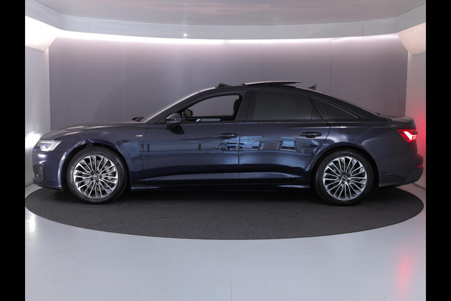 Audi A6 Limousine 50 TFSI e quattro S edition 299 pk S-tronic | SOH 91% | Navigatie | Panoramadak | Trekhaak (wegklapbaar) | Parkeersensoren (Park assist) | Rondomzicht camera | Stoelverwarming | S-Line |