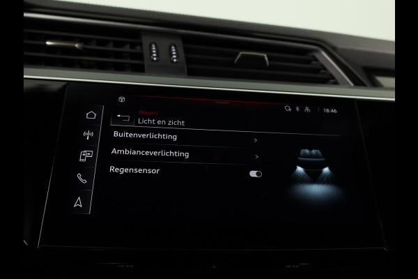 Audi Q8 e-tron 50 quattro Edition 95 kWh 340pk | SOH 96% | Lederen bekleding | | 20 inch lichtmetalen velgen | Elektrisch verstelbare voorstoelen met geheugen | Parkeercamera |