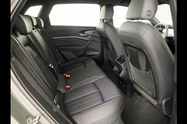 Audi Q8 e-tron 50 quattro Edition 95 kWh 340pk | SOH 96% | Lederen bekleding | | 20 inch lichtmetalen velgen | Elektrisch verstelbare voorstoelen met geheugen | Parkeercamera |