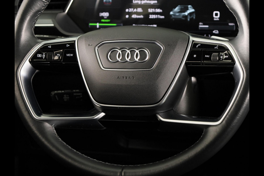 Audi Q8 e-tron 50 quattro Edition 95 kWh 340pk | SOH 96% | Lederen bekleding | | 20 inch lichtmetalen velgen | Elektrisch verstelbare voorstoelen met geheugen | Parkeercamera |