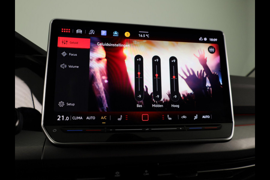 Volkswagen Golf Life Edition 1.5 TSI 85 kW / 116 pk Hatchback 6 ve Camera| 17'LM-velgen| Verwarmd stuur en voorstoelen | Keyless entry/start