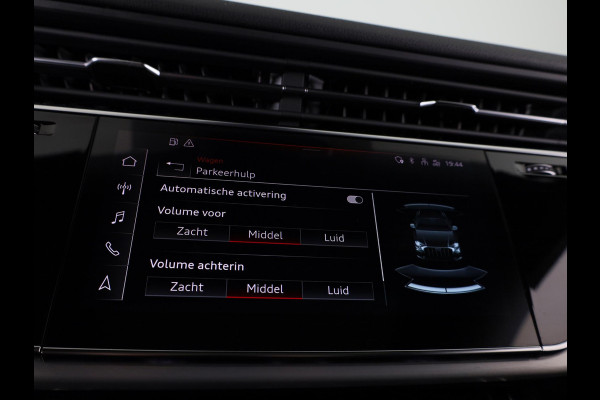 Audi Q8 55 TFSI e quattro Pro Line S 380pk | SoH 94%|  Panoramadak | Adaptieve cruise controle | Lederen bekleding | Geheugen bestuurderstoel| soh 94%