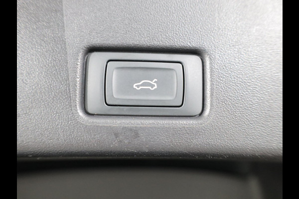 Audi Q4 Sportback e-tron 40 Launch edition Advanced 77 kWh 204pk | SoH 92% | 20'LM-velgen  interieur-voorverwarming | Matrix LED