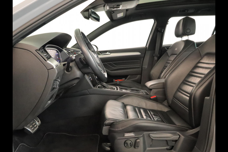 Volkswagen Passat Variant 1.5 TSI R-Line Business + 150pk DSG| Pano-dak| Luxe lederen interieur| Matrix LED