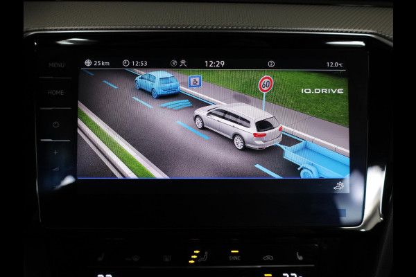 Volkswagen Passat Variant 1.5 TSI R-Line Business + 150pk DSG| Pano-dak| Luxe lederen interieur| Matrix LED