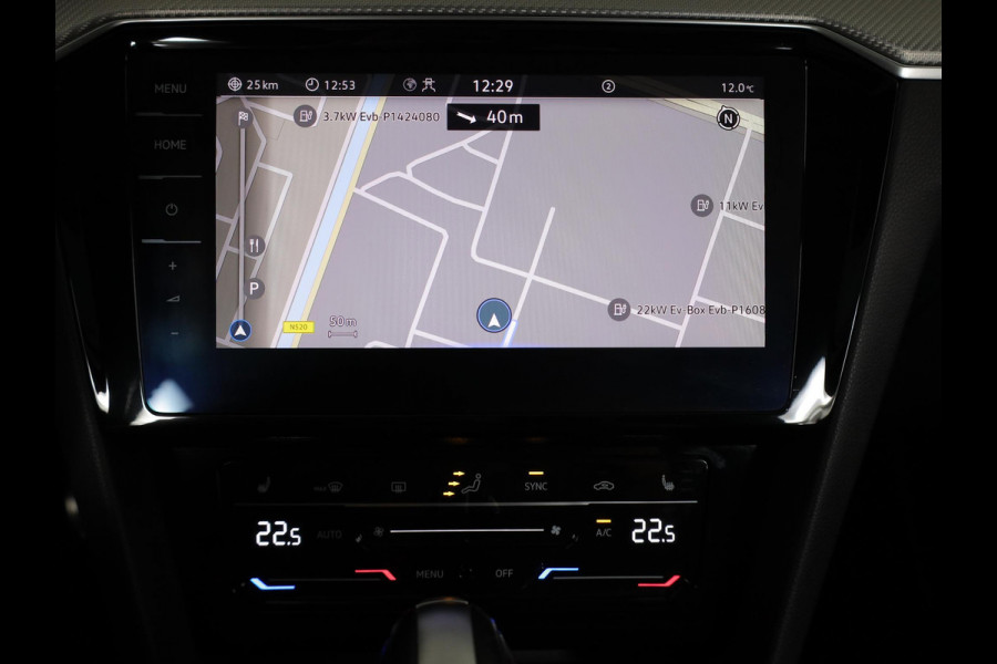 Volkswagen Passat Variant 1.5 TSI R-Line Business + 150pk DSG| Pano-dak| Luxe lederen interieur| Matrix LED