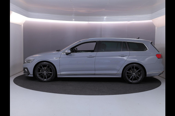 Volkswagen Passat Variant 1.5 TSI R-Line Business + 150pk DSG| Pano-dak| Luxe lederen interieur| Matrix LED