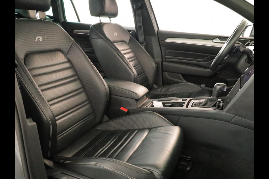 Volkswagen Passat Variant 1.5 TSI R-Line Business + 150pk DSG| Pano-dak| Luxe lederen interieur| Matrix LED