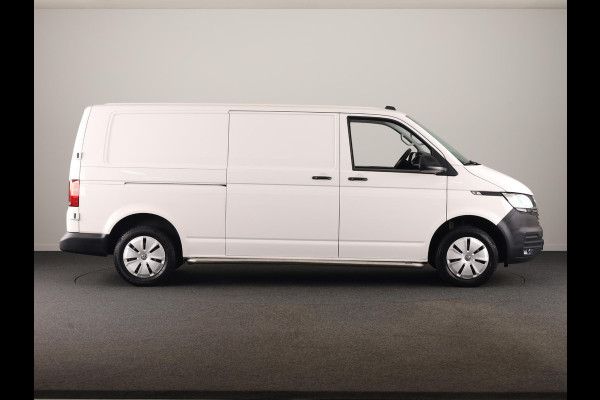 Volkswagen Transporter 2.0 TDI L2H1 28 Comfortline 110 pk | Verlengde garantie | Navigatie via App | Parkeersensoren achter | Cruise control |