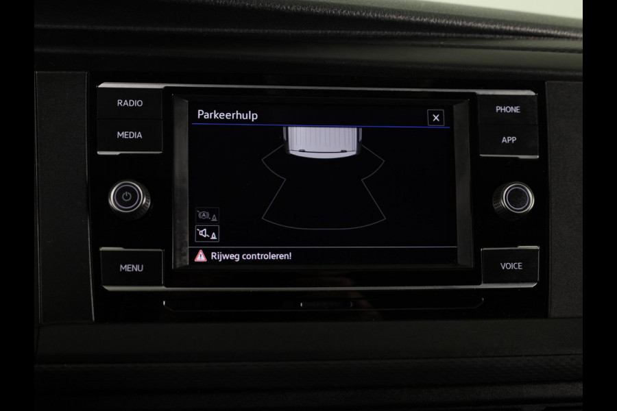 Volkswagen Transporter 2.0 TDI L2H1 28 Comfortline 110 pk | Verlengde garantie | Navigatie via App | Parkeersensoren achter | Cruise control |
