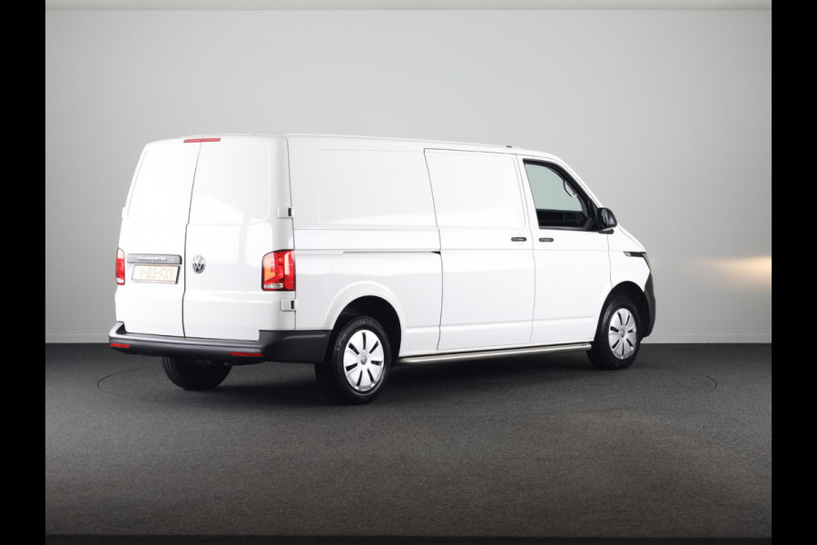 Volkswagen Transporter 2.0 TDI L2H1 28 Comfortline 110 pk | Verlengde garantie | Navigatie via App | Parkeersensoren achter | Cruise control |