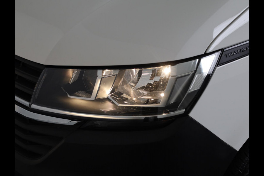 Volkswagen Transporter 2.0 TDI L2H1 28 Comfortline 110 pk | Verlengde garantie | Navigatie via App | Parkeersensoren achter | Cruise control |