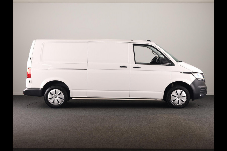Volkswagen Transporter 2.0 TDI L2H1 28 Comfortline 110 pk | Verlengde garantie | Navigatie via App | Parkeersensoren achter | Cruise control |