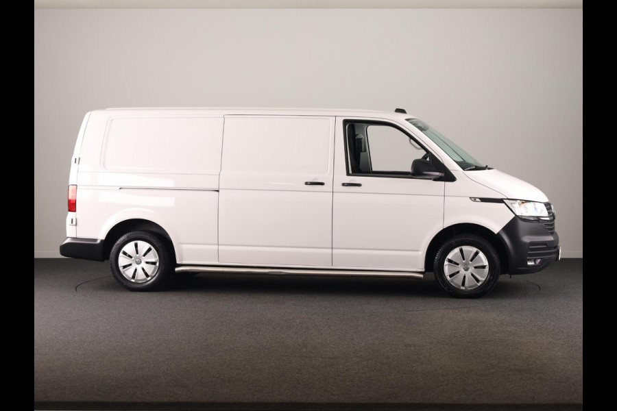 Volkswagen Transporter 2.0 TDI L2H1 28 Comfortline 110 pk | Verlengde garantie | Navigatie via App | Parkeersensoren achter | Cruise control |
