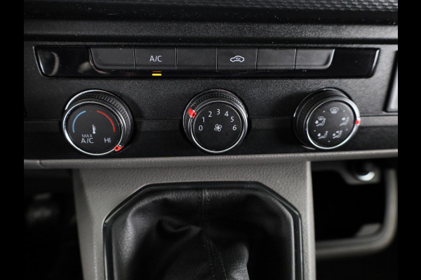 Volkswagen Transporter 2.0 TDI L2H1 28 Comfortline 110 pk | Verlengde garantie | Navigatie via App | Parkeersensoren achter | Cruise control |