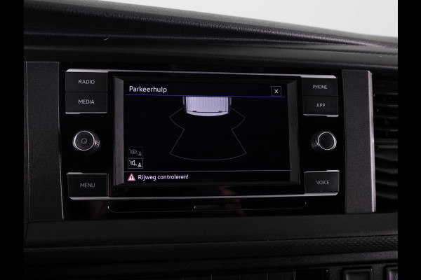 Volkswagen Transporter 2.0 TDI L2H1 28 Comfortline 110 pk | Verlengde garantie | Navigatie via App | Parkeersensoren achter | Cruise control |