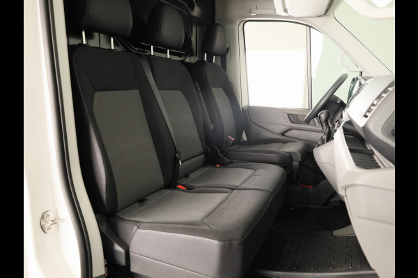 Volkswagen Crafter 35 2.0 TDI L3H3 Exclusive EURO VI 140 pk Automaat | Verlengde garantie | Navigatie | Parkeersensoren | Achteruitrijcamera | Cruise control |