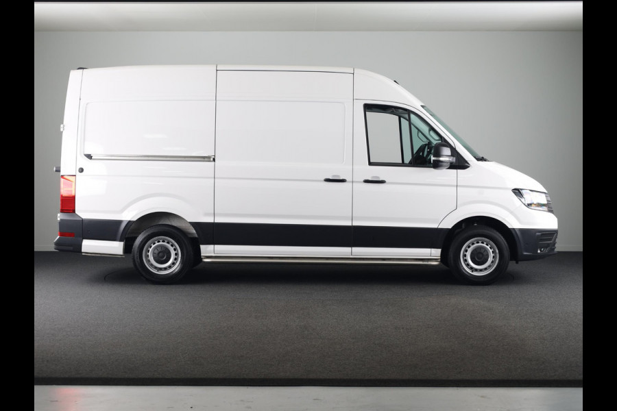 Volkswagen Crafter 35 2.0 TDI L3H3 Exclusive EURO VI 140 pk Automaat | Verlengde garantie | Navigatie | Parkeersensoren | Achteruitrijcamera | Cruise control |