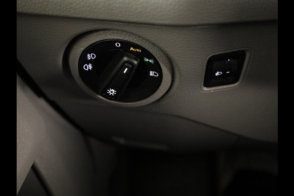 Volkswagen Crafter 35 2.0 TDI L3H3 Exclusive EURO VI 140 pk Automaat | Verlengde garantie | Navigatie | Parkeersensoren | Achteruitrijcamera | Cruise control |