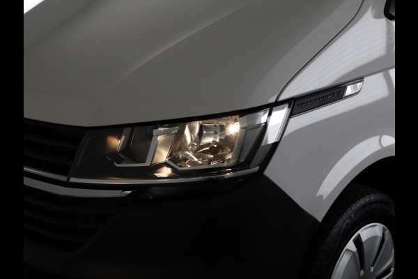 Volkswagen Transporter 2.0 TDI L2H1 28 Comfortline 110 pk | Verlengde garantie | Navigatie via App | Parkeersensoren achter | Cruise control |