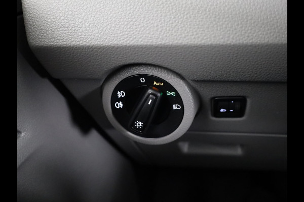 Volkswagen Transporter 2.0 TDI L2H1 28 Comfortline 110 pk | Verlengde garantie | Navigatie via App | Parkeersensoren achter | Cruise control |