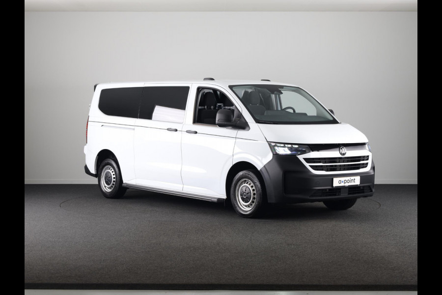 Volkswagen Transporter 2.0 TDI L2H1 30 Life | 110 PK Hand | Styling pakket | Camera | App Connect | Trekhaak |
