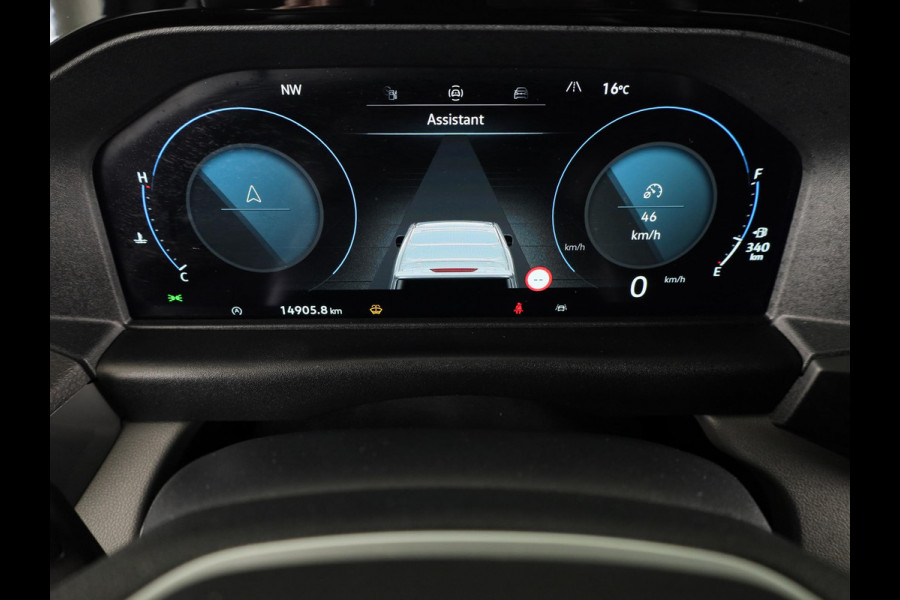 Volkswagen Transporter 2.0 TDI L2H1 30 Life | 110 PK Hand | Styling pakket | Camera | App Connect | Trekhaak |