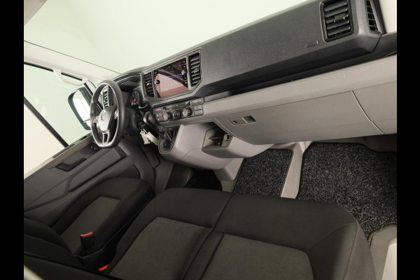 Volkswagen Crafter 35 2.0 TDI L3H3 Comfortline EURO VI 140 pk Automaat | Verlengde garantie | Navigatie | Trekhaak | Parkeersensoren | Achteruitrijcamera | Cruise control |