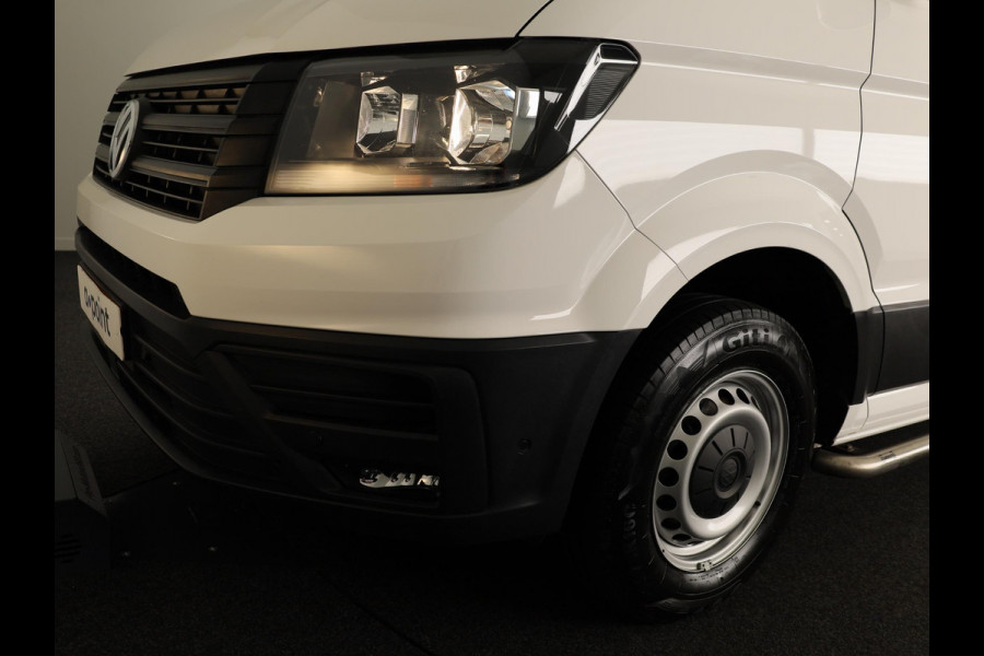 Volkswagen Crafter 35 2.0 TDI L3H3 Comfortline EURO VI 140 pk Automaat | Verlengde garantie | Navigatie | Trekhaak | Parkeersensoren | Achteruitrijcamera | Cruise control |