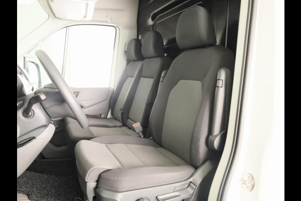 Volkswagen Crafter 35 2.0 TDI L3H3 Highline EURO VI 140 pk Automaat | Verlengde garantie | Navigatie | Parkeersensoren | Achteruitrijcamera | Cruise control |
