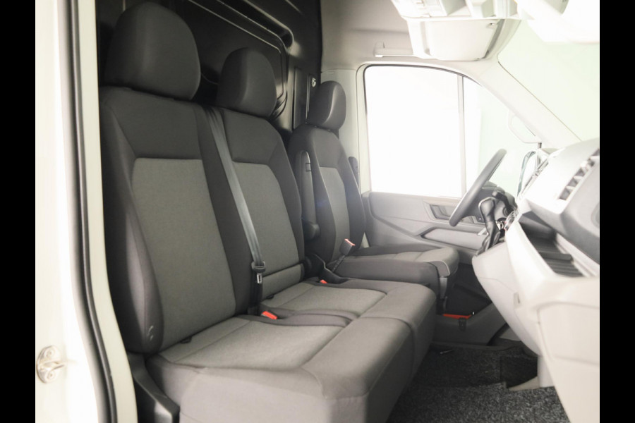Volkswagen Crafter 35 2.0 TDI L3H3 Highline EURO VI 140 pk Automaat | Verlengde garantie | Navigatie | Parkeersensoren | Achteruitrijcamera | Cruise control |