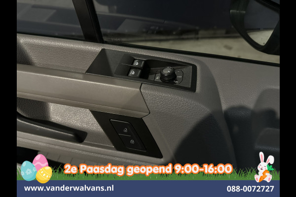 Volkswagen Crafter 2.0 TDI 177pk L3H3 L2H2 Euro6 Airco | Camera | Navigatie | Apple Carplay | Cruisecontrol Android Auto, Chauffeursstoel, 3000kg trekvermogen, Massagestoel
