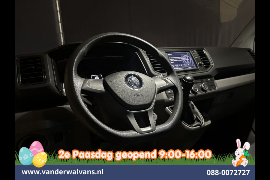 Volkswagen Crafter 2.0 TDI 140pk L3H3 L2H2 Euro6 Airco | Navigatie | Apple Carplay | Cruisecontrol Android Auto, Bijrijdersbank, 3000kg trekvermogen, zilver