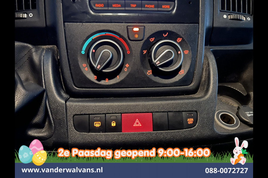 Citroën Jumper 2.2 BlueHDi 120pk L1H1 Airco | 2500kg Trekhaak | Imperiaal Bijrijdersbank