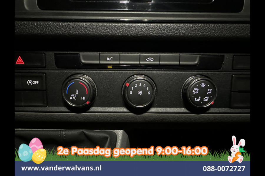 Volkswagen Crafter 2.0 TDI 141pk L3H3 L2H2 Euro6 Airco | Camera | Apple Carplay | Android Auto | Cruisecontrol | Massagestoel Chauffeursstoel, 2800kg trekvermogen
