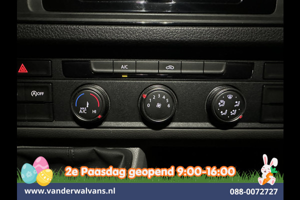 Volkswagen Crafter 2.0 TDI 141pk L3H3 L2H2 Euro6 Airco | Camera | Apple Carplay | Android Auto | Cruisecontrol | Massagestoel Chauffeursstoel, 2800kg trekvermogen