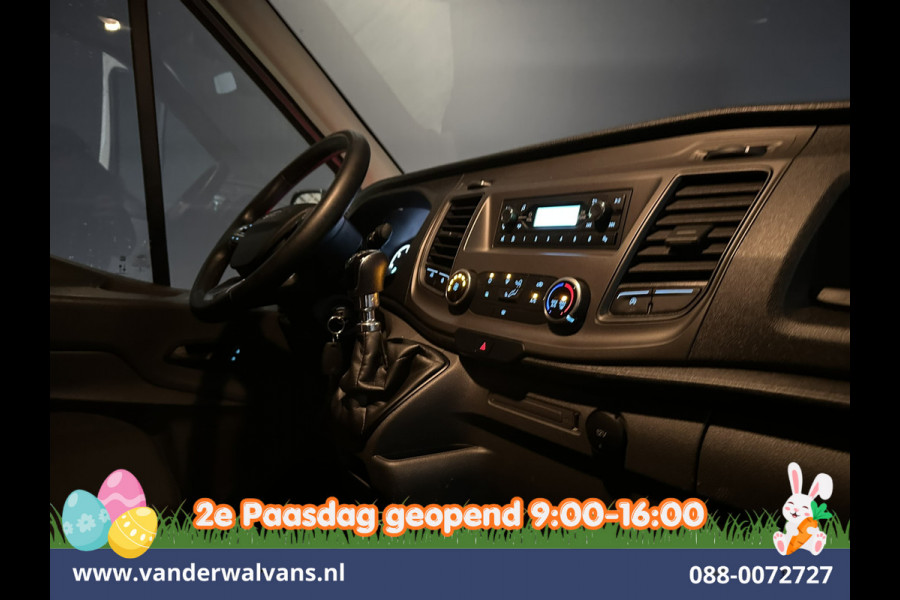Ford Transit 2.0 TDCI 131pk Bakwagen Laadklep Euro6 Airco | Cruisecontrol | Verwarmde voorruit Bijrijdersbank