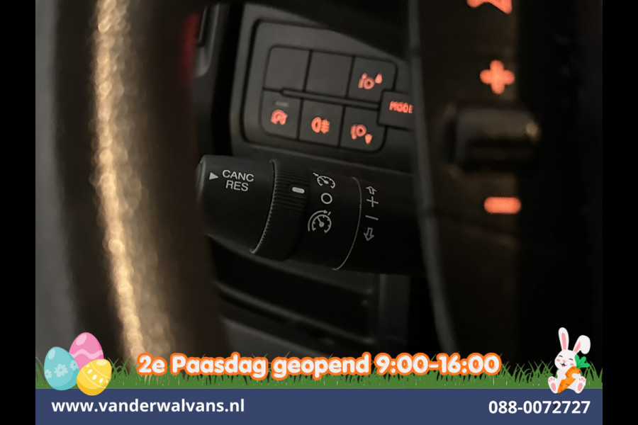 Peugeot Boxer 2.2 BlueHDi 141pk Bakwagen 436cm Lang Laadklep Euro6 Airco | Cruisecontrol | 1055kg laadvermogen Camera, Bijrijdersbank