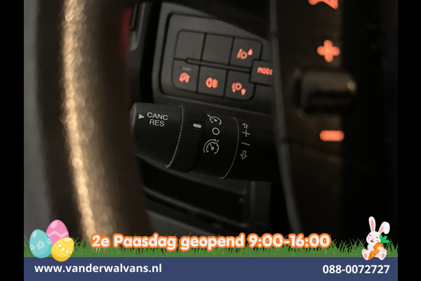 Peugeot Boxer 2.2 BlueHDi 141pk Bakwagen 436cm Lang Laadklep Euro6 Airco | Cruisecontrol | 1055kg laadvermogen Camera, Bijrijdersbank