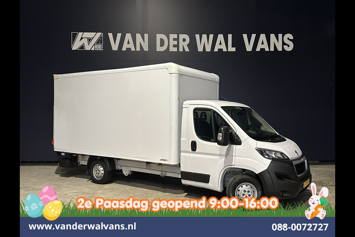 Peugeot Boxer 2.2 BlueHDi 141pk Bakwagen 436cm Lang Laadklep Euro6 Airco | Cruisecontrol | 1085kg laadvermogen Bijrijdersbank