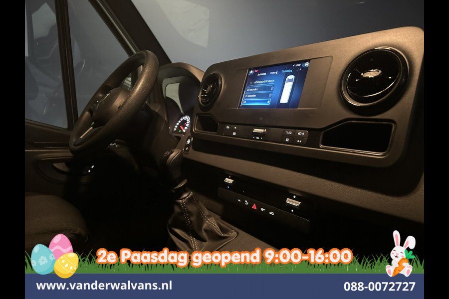 Mercedes-Benz Sprinter 315 CDI 150pk L2H1 Euro6 Airco | Camera | Apple Carplay | Trekhaak | Chauffeursstoel Android Auto