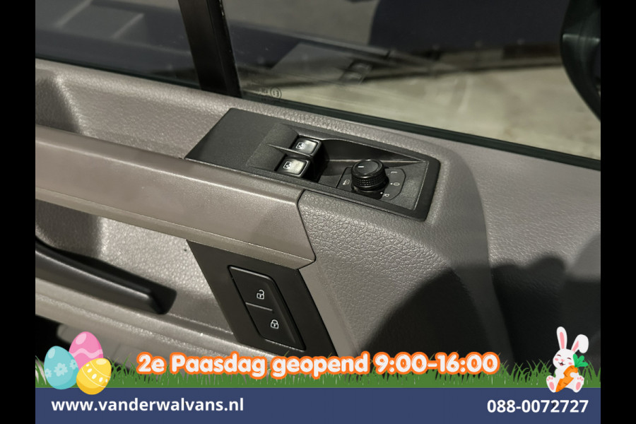 Volkswagen Crafter 2.0 TDI 140pk Automaat L3H3 L2H2 Euro6 Airco | Navigatie | Camera | Apple Carplay | Chauffeursstoel Android Auto, Leder, Parkeersensoren, Bijrijdersbank
