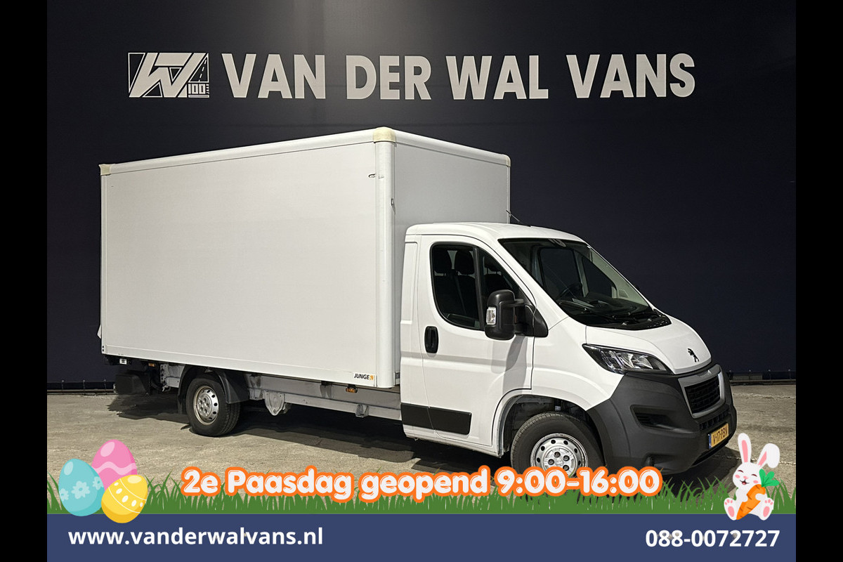 Peugeot Boxer 2.2 BlueHDi 141pk Bakwagen 436cm Lang Laadklep Euro6 Airco | Cruisecontrol | 1055kg laadvermogen Bijrijdersbank