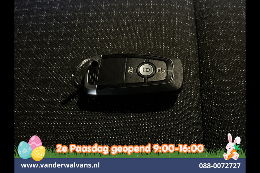 Ford Transit Custom 2.0 TDCI 136pk L2H1 Euro6 Airco | Camera | LED | Apple Carplay | Cruisecontrol Android Auto, Verwarmde Voorruit, Parkeersensoren, Bijrijdersbank, 2800kg trekvermogen