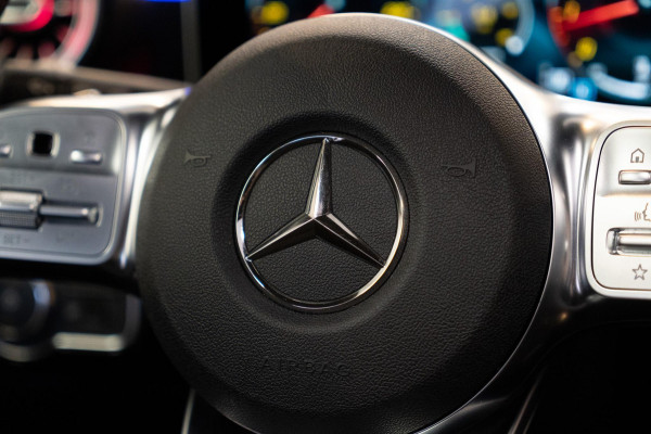 Mercedes-Benz A-Klasse 200 Business AMG Night Pakket Pano|Cruise|Camera|Keyless