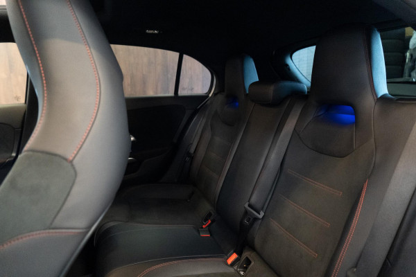 Mercedes-Benz A-Klasse 200 Business AMG Night Pakket Pano|Cruise|Camera|Keyless